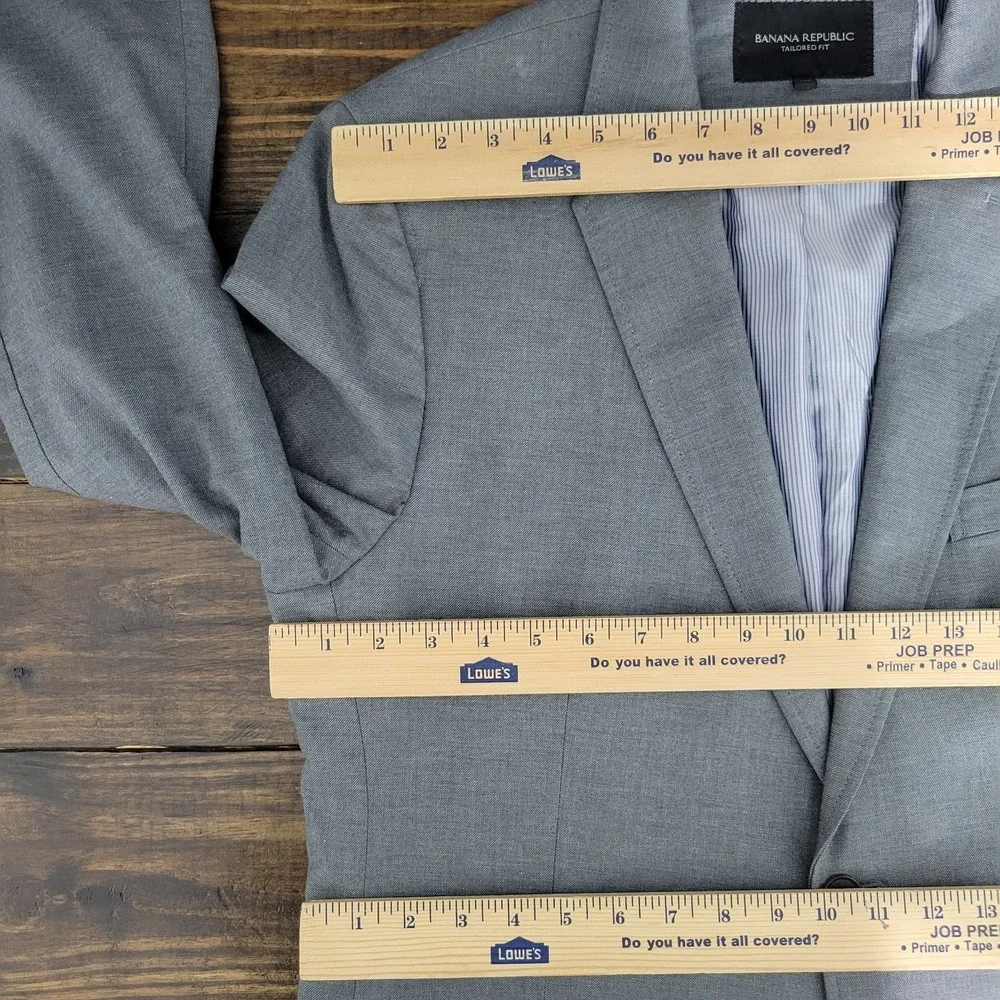 Banana Republic Men's Sport Coat Blazer Two Button Gray Cotton‎ Tailored Fit 44R